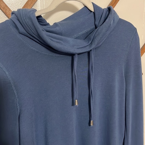 Cable & Gauge pullover with thumb hole size L - Picture 2 of 2